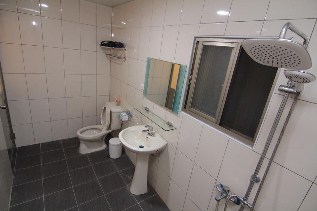 Zl Homestay Hengchun Exterior photo